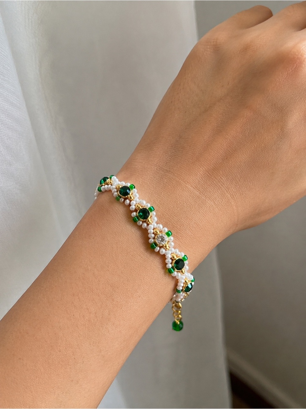 Handmade Indian Bracelet Green Rhinestone Seed Bead Beaded Gold Tone